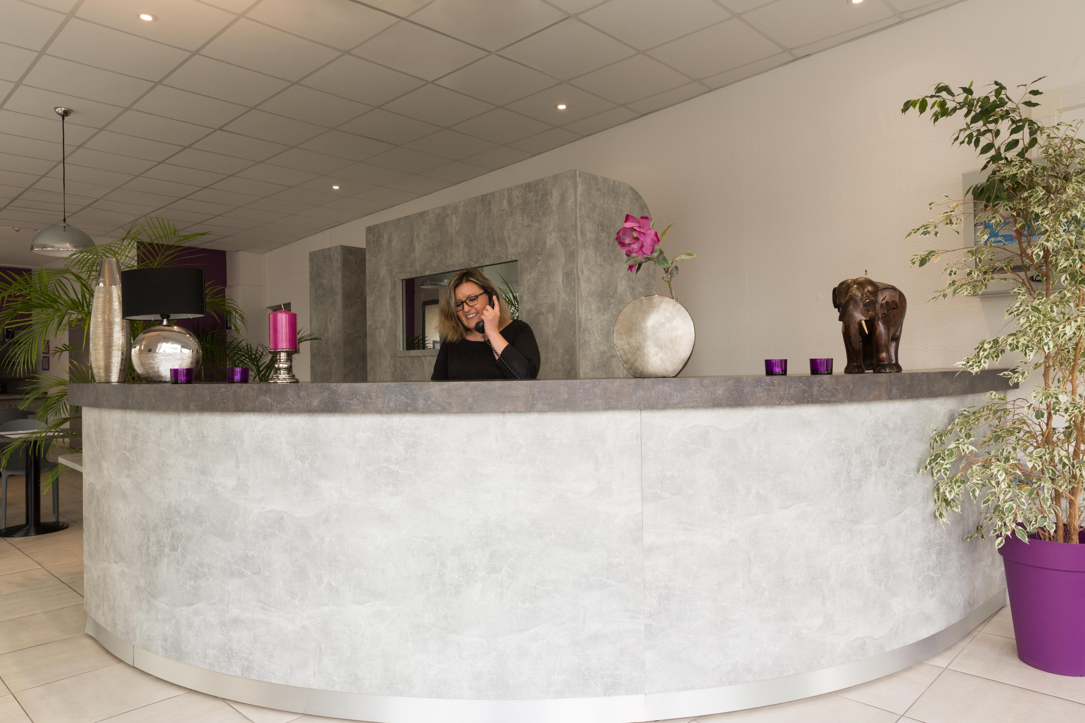 Brit Hotel Confort Nevers Centre Gare 외부 사진