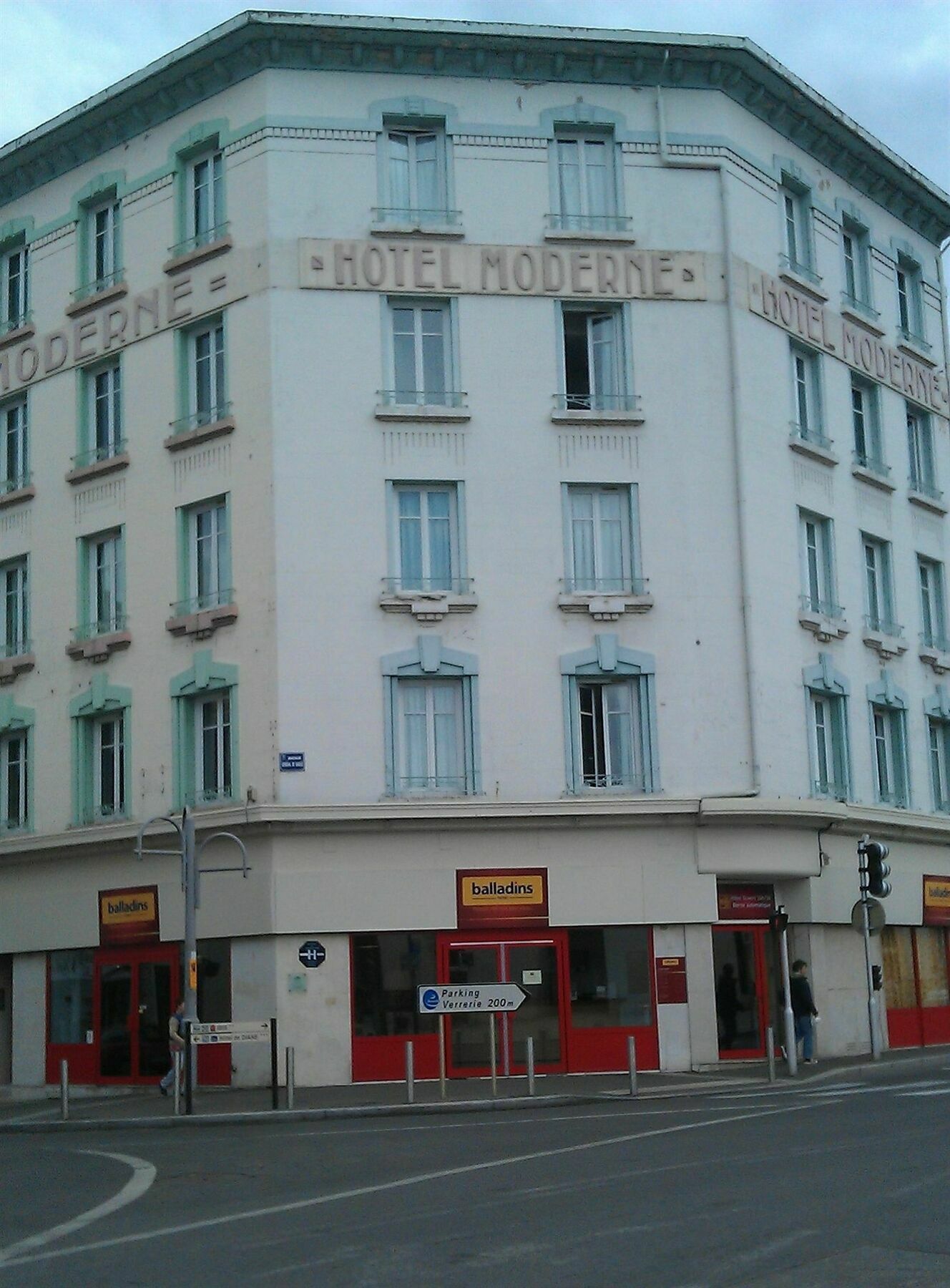 Brit Hotel Confort Nevers Centre Gare 외부 사진
